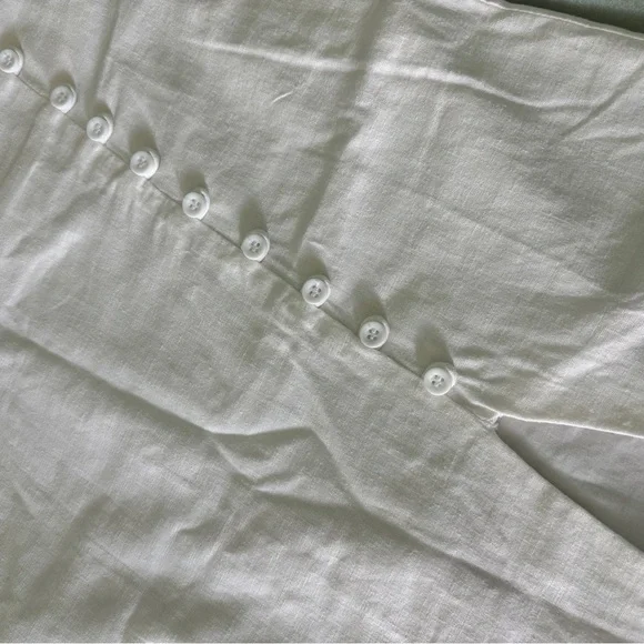 Francesca's Collections White Buttoned Pencil Skirt - Picture 2 of 2